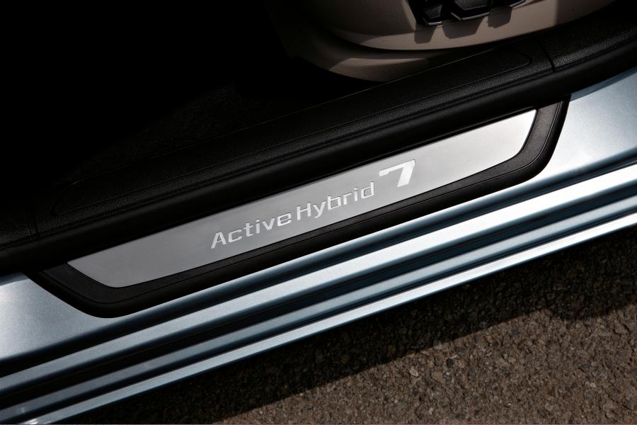  BMW ActiveHybrid 7 2009 года  (фото 9 из 41)
